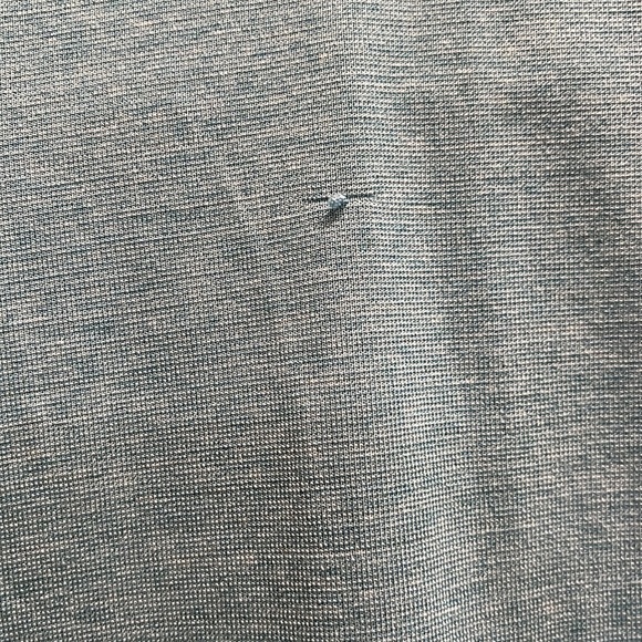 Men’s Lululemon polo size medium - Picture 4 of 6